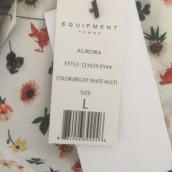 BNWT equipment aurora floral blouse 🌺💐🌼 - Picture 3 of 6